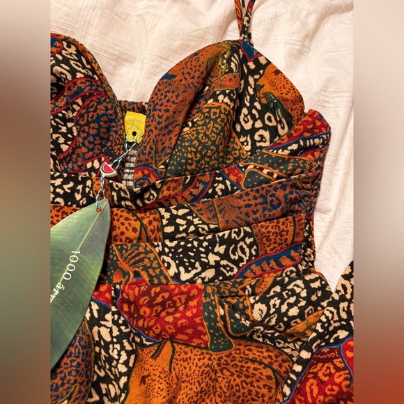 Linen blend jumpsuit. Adjustable straps. tags attached. Vintage. stretchy top. - Picture 6 of 6